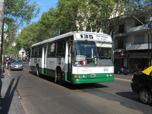 BA - Recorrido colectivo linea 135 de la ciudad de Buenos Aires (Hospital Posadas - Puente Uriburu)