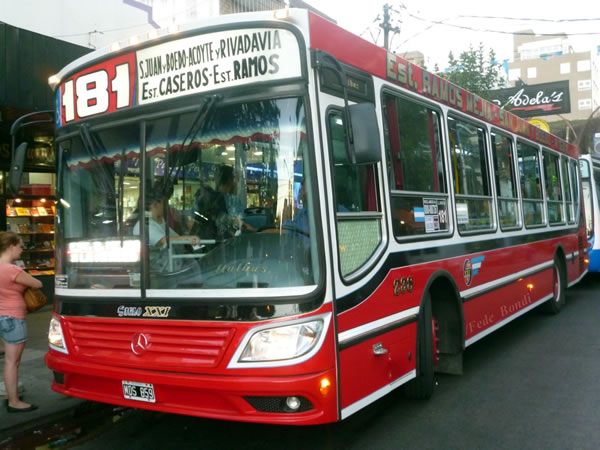 BA - Recorrido colectivo linea 181 de la ciudad de Buenos Aires (Almagro - Primera Junta - Caseros - Ramos Mejia)