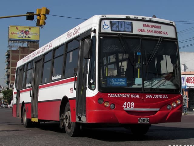 GBA - Recorrido colectivo linea 205 del Gran Buenos Aires (Liniers - Ramos Mejía - Universidad de La Matanza - San Justo - González Catán - Pontevedra)