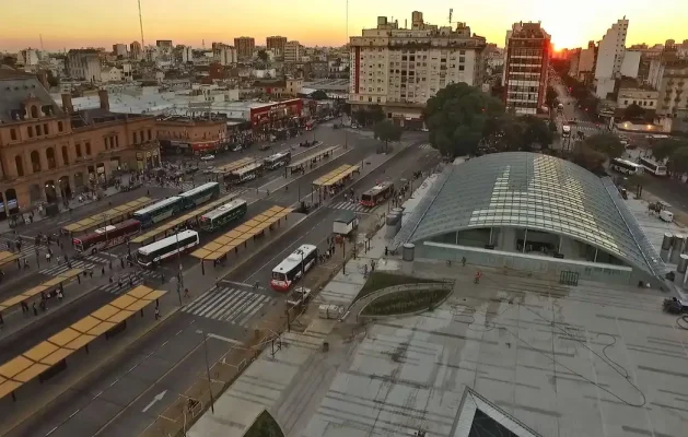 Metrobús - Centro de trasbordo Constitución